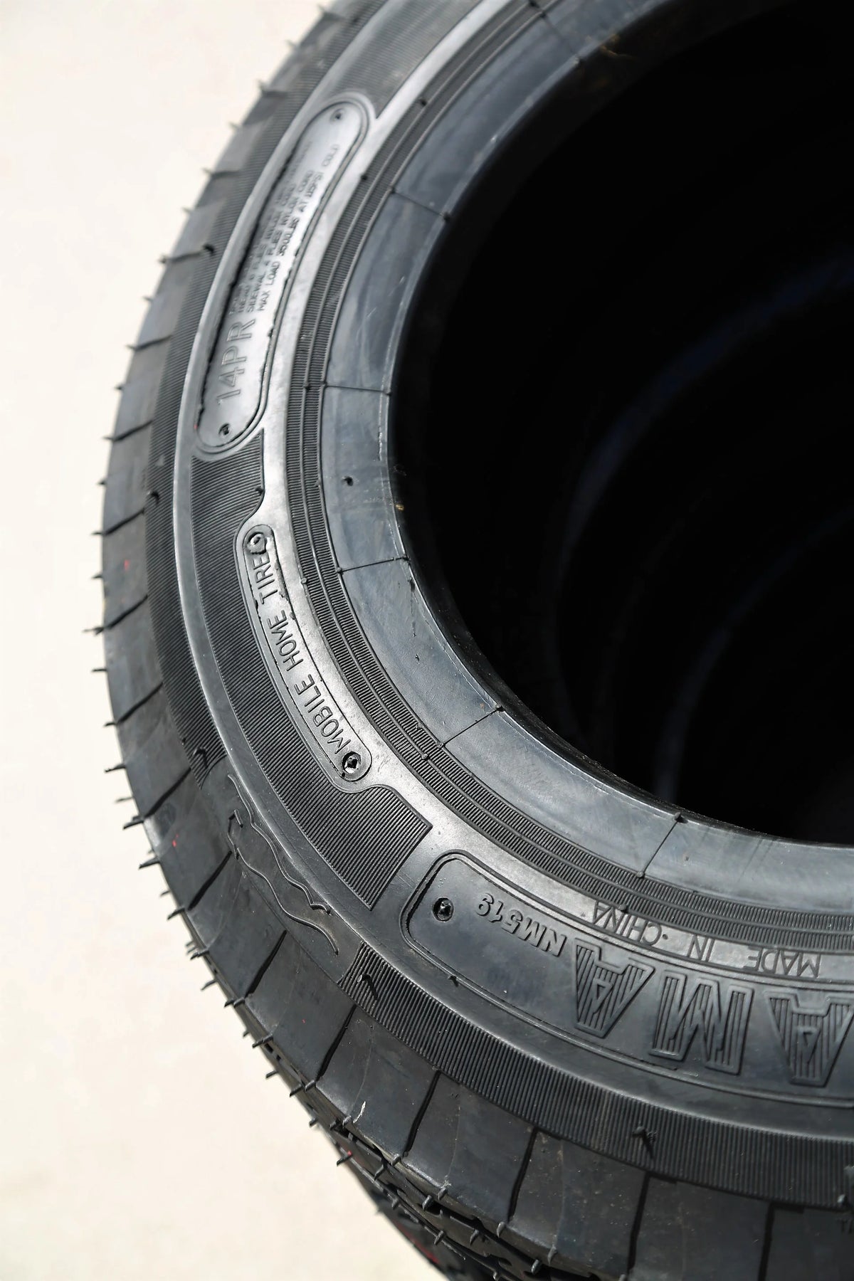 Set of 4 Heavy Duty Trailer Tires D24289