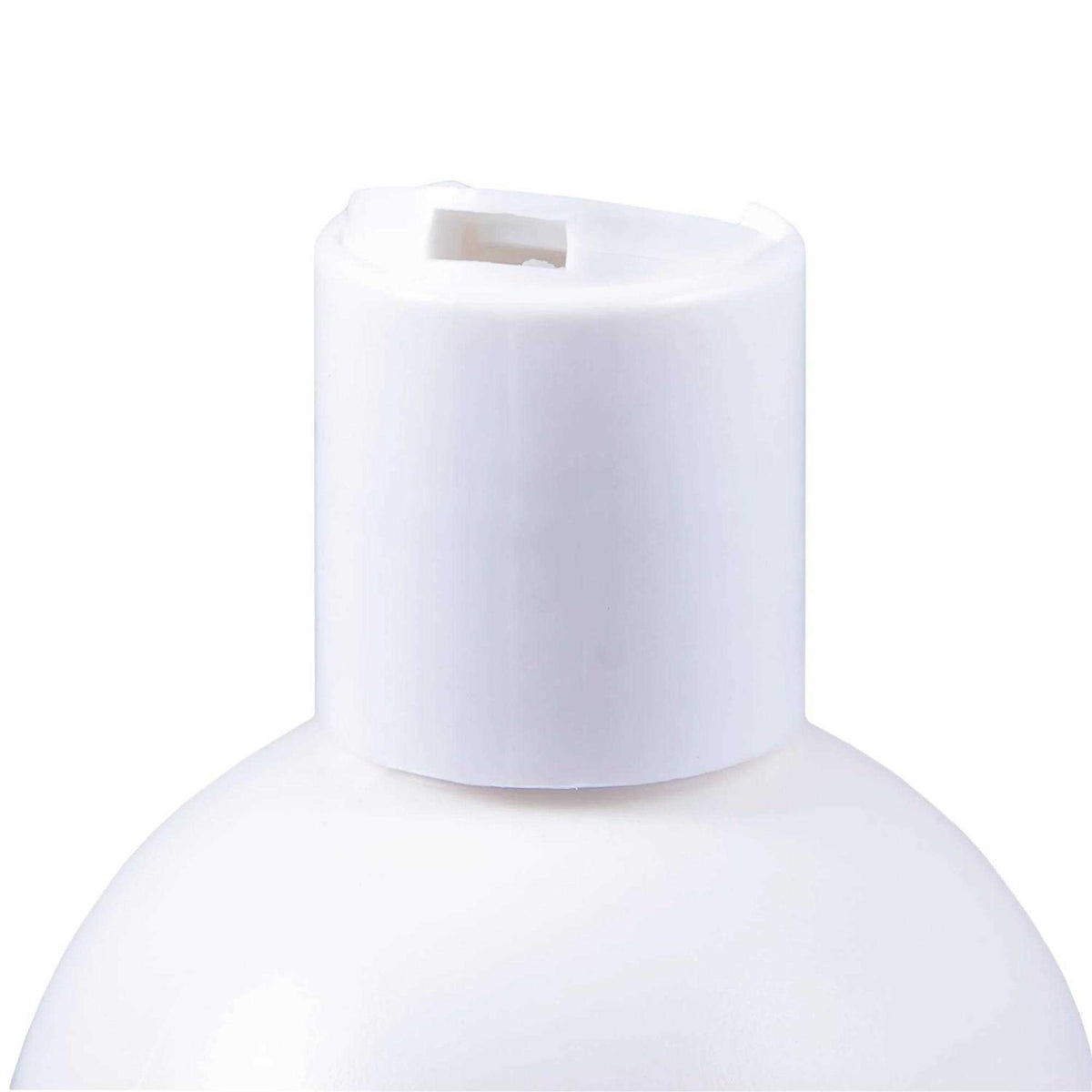 White Pet Shampoo F1904