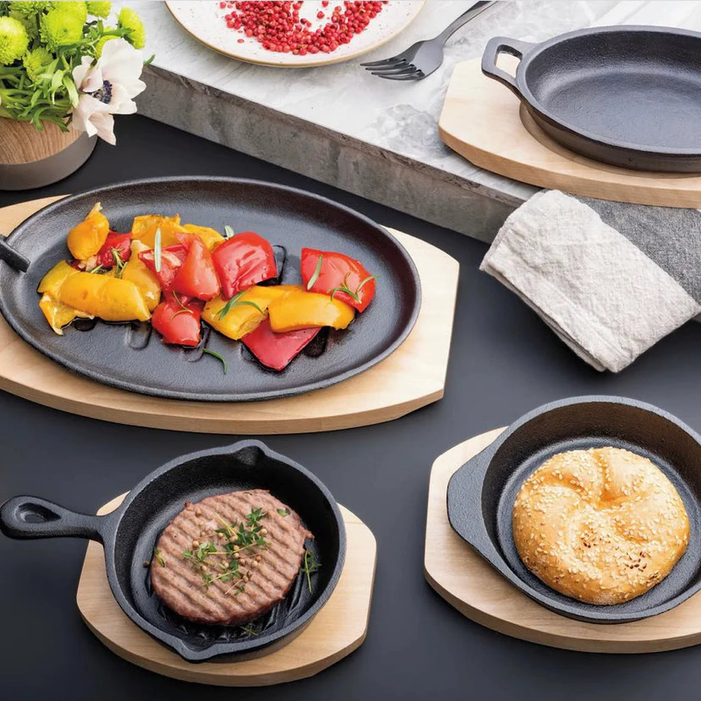 Cast Iron Oval Frying Pan with Beech Trivet 27x17cm A5370