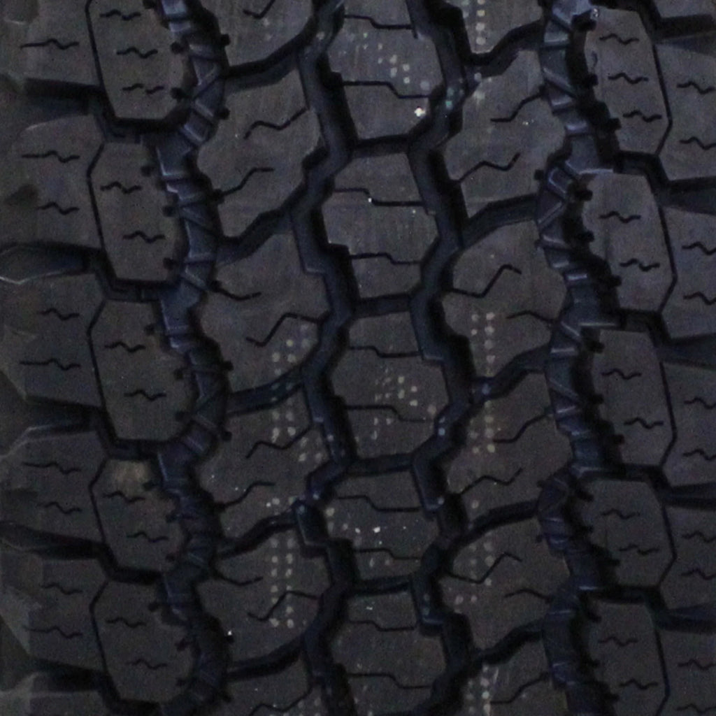 All Terrain Light Truck Tire L450109
