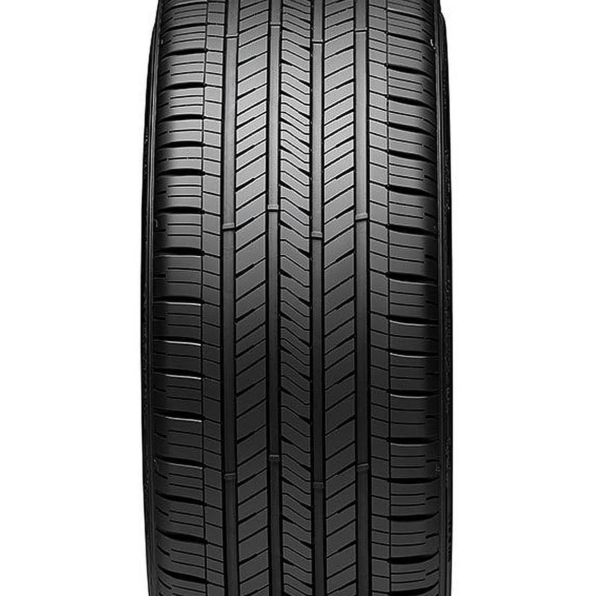 All-Season Tire D585