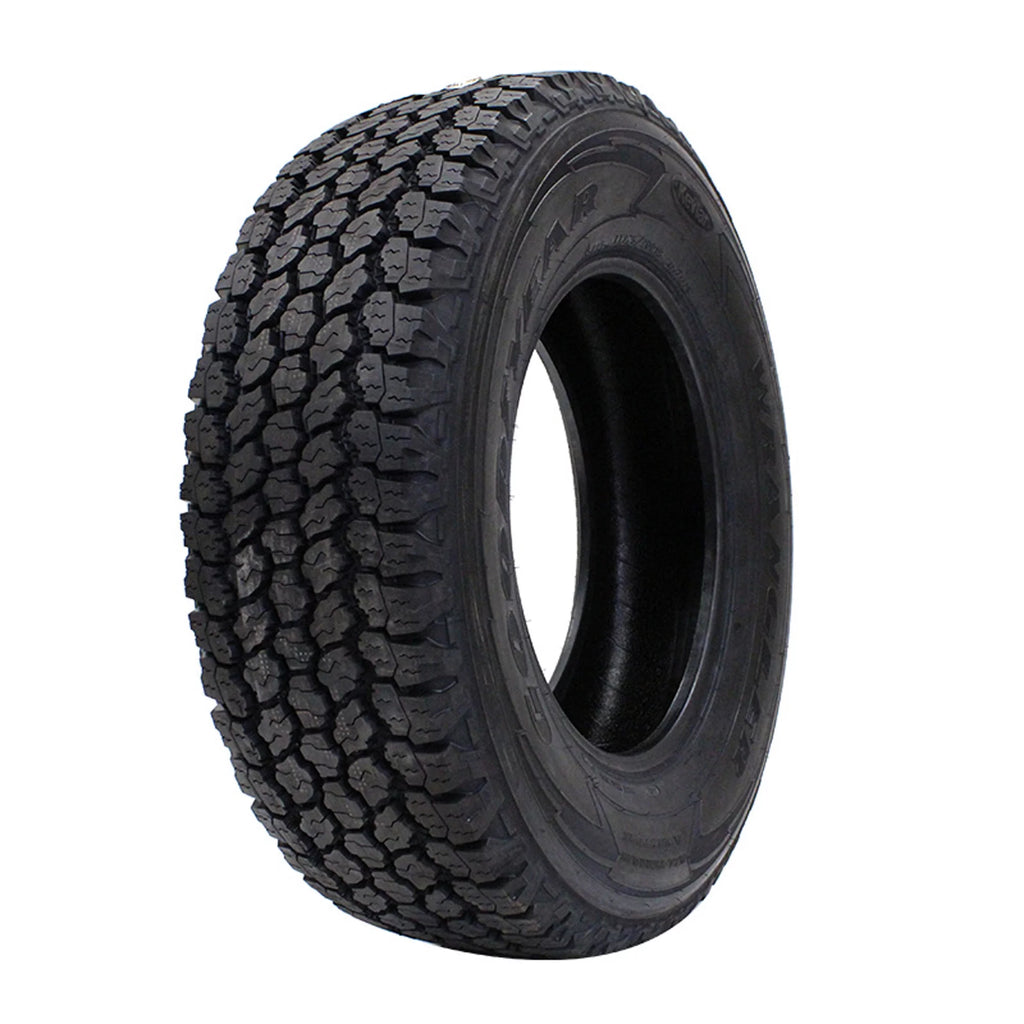 All Terrain Light Truck Tire L450109
