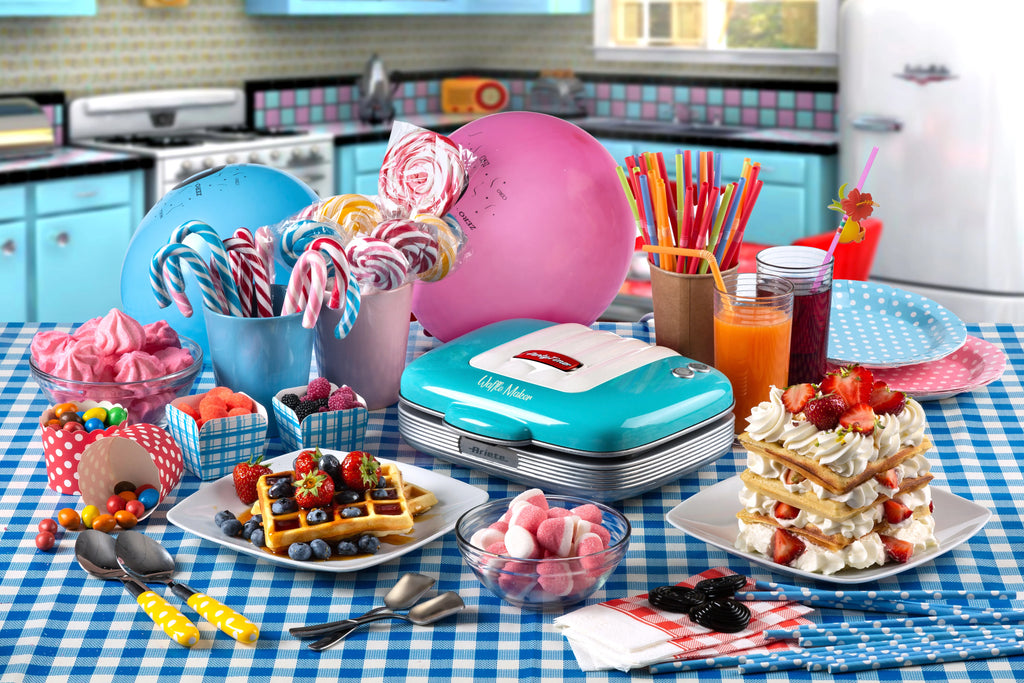 Blue 700W Waffle Maker P8632